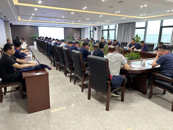 公司召開(kāi)安全、環(huán)保、職業(yè)衛(wèi)生工作會(huì)議 