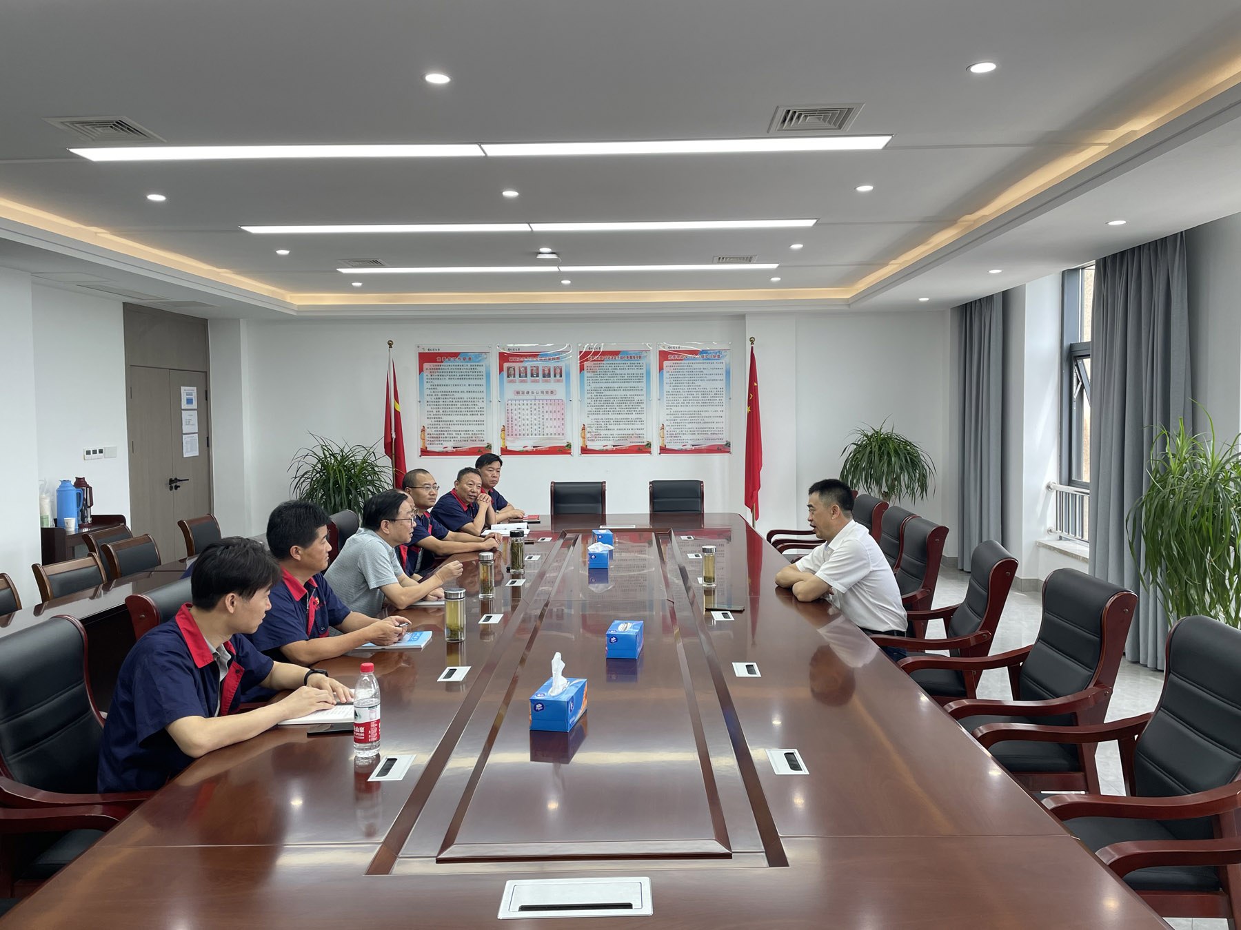 集團(tuán)公司黨委委員、總工程師周俊到公司調(diào)研 